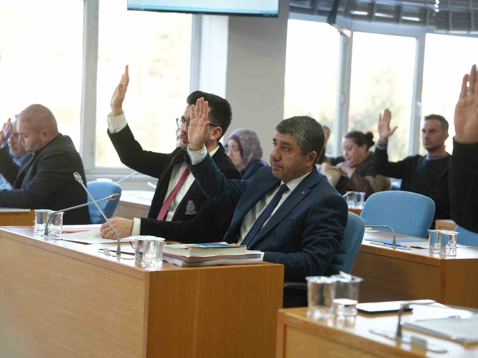 D&uuml;zce Belediyesi Meclisi 45 g&uuml;ndem maddesini g&ouml;r&uuml;şt&uuml;
