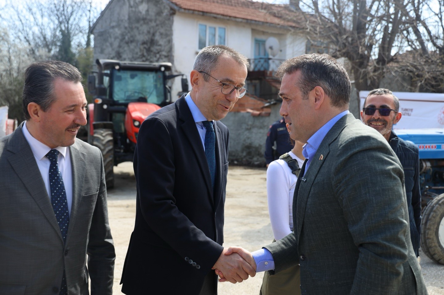 Bilecik’te ‘Yağlık Ayçiçeği Tohumu Dağıtım Programı’ gerçekleştirildi