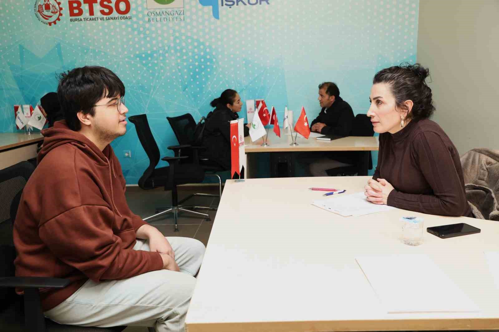 Osmangazi&rsquo;de vatandaşlara iş imkanı sağlayan buluşmalar
