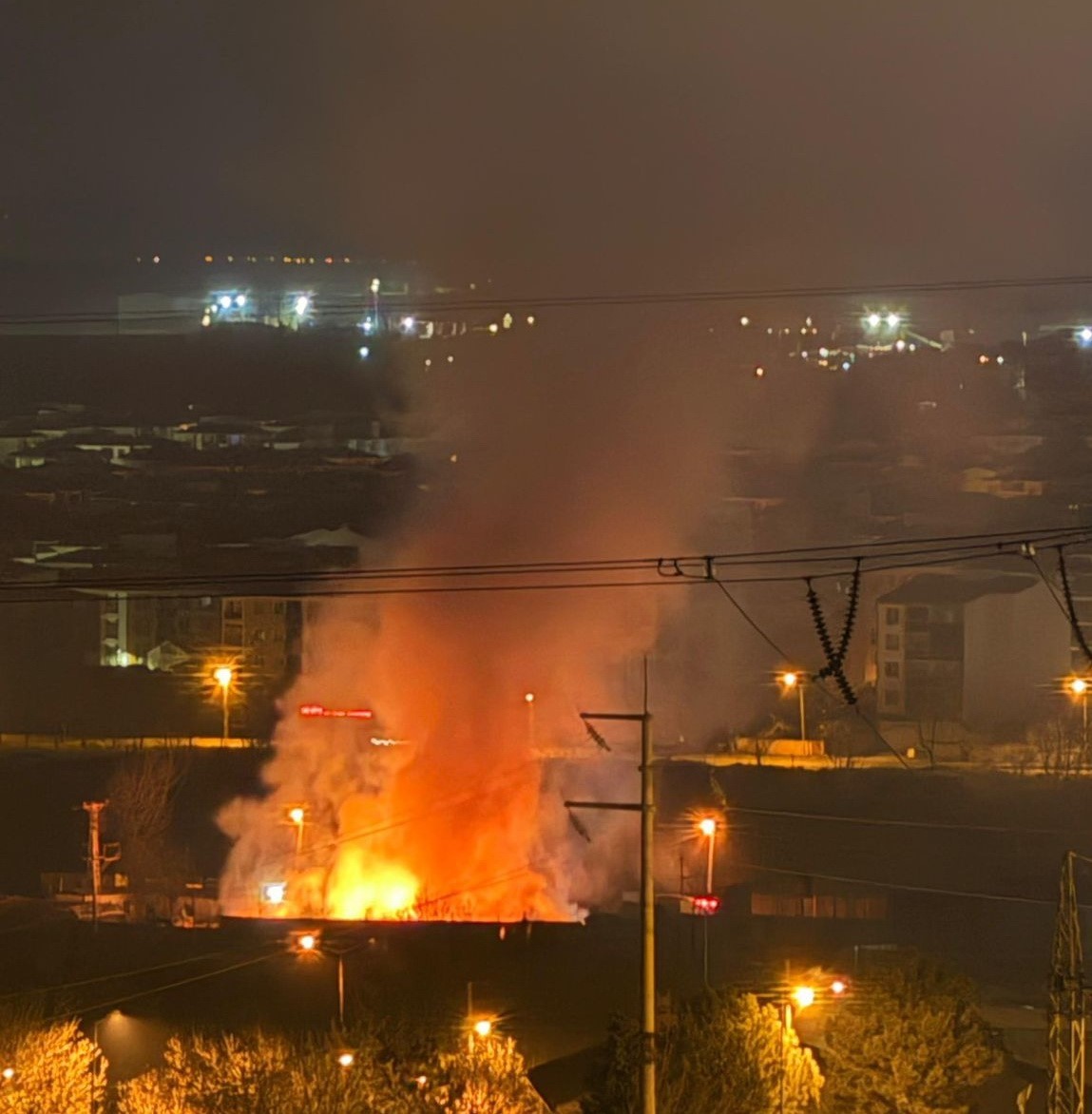 L&uuml;leburgaz&rsquo;da korkutan yangın
