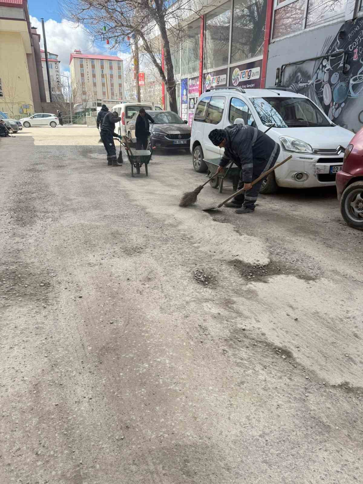 Patnos&rsquo;ta Temizlik Seferberliği
