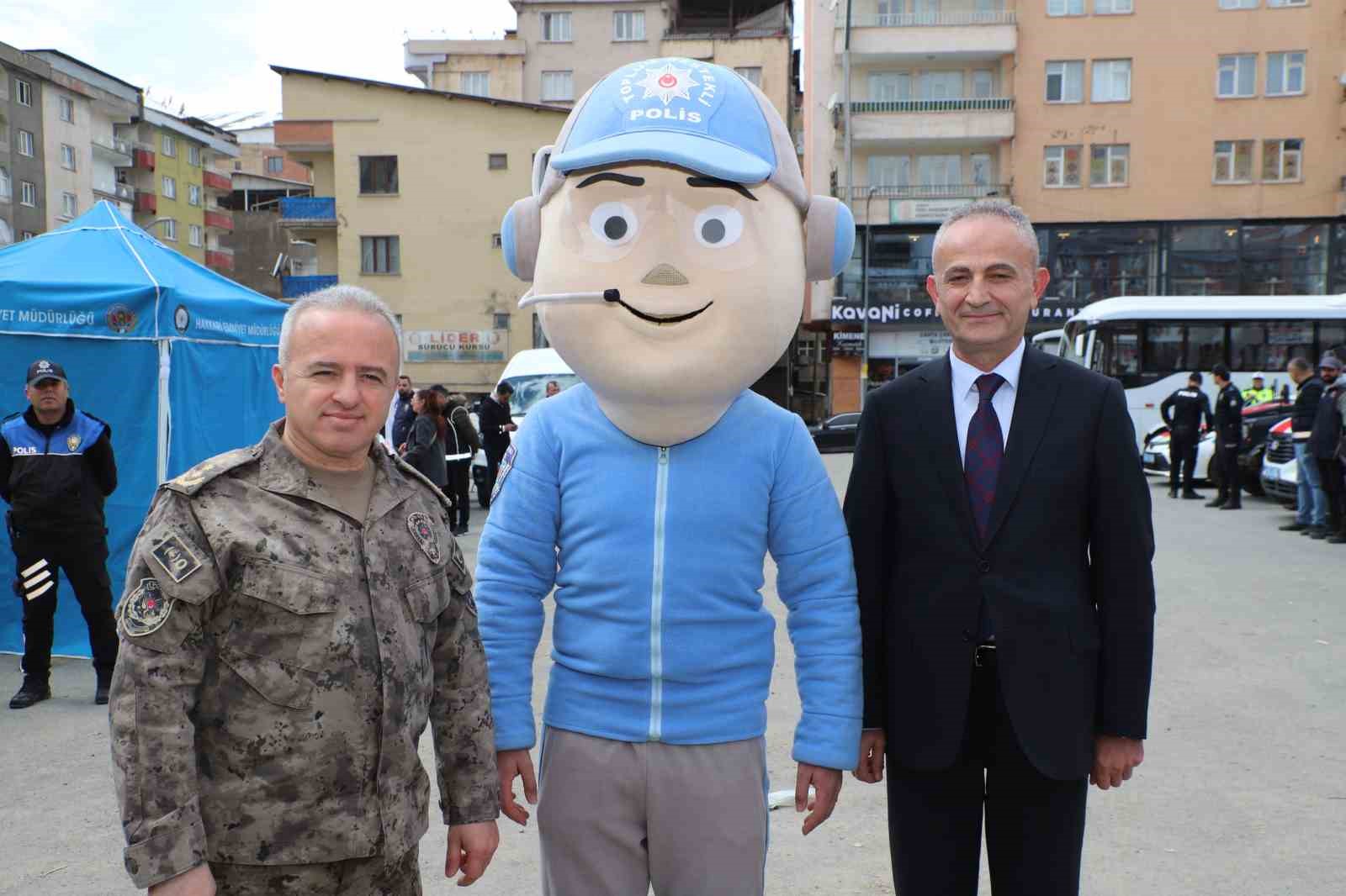 Hakkari&rsquo;de Polis Haftası etkinliğine yoğun ilgi
