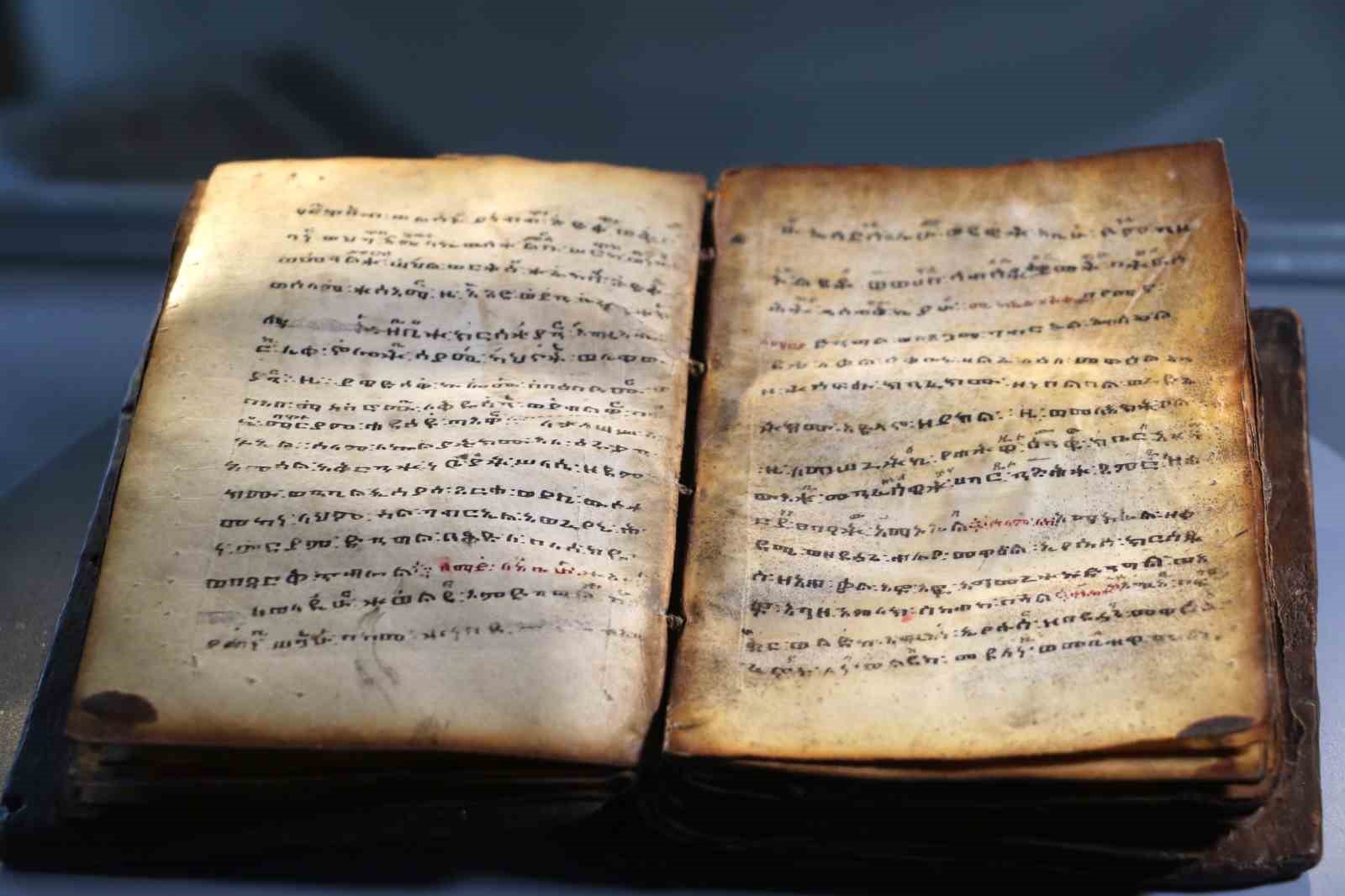 Amharca dilinde kaleme alınmış tarihi eser Etiyopya&rsquo;ya iade edildi
