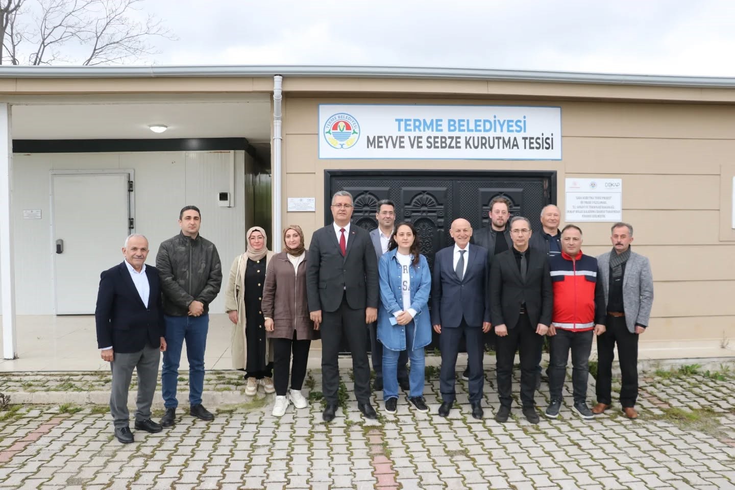 Kadın &uuml;reticiler, istiridye mantarından turşu ve k&ouml;fte yaptı
