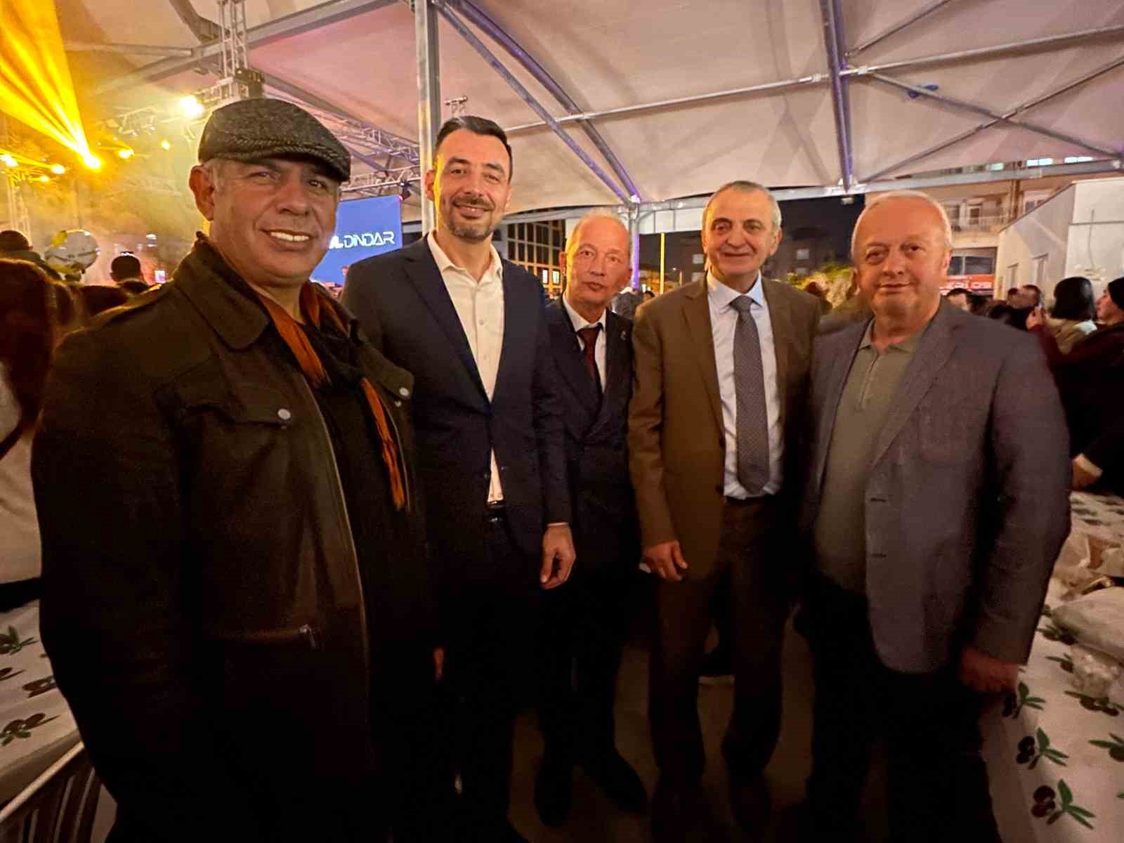 Manavgat&rsquo;ta Karadeniz r&uuml;zgarı esti
