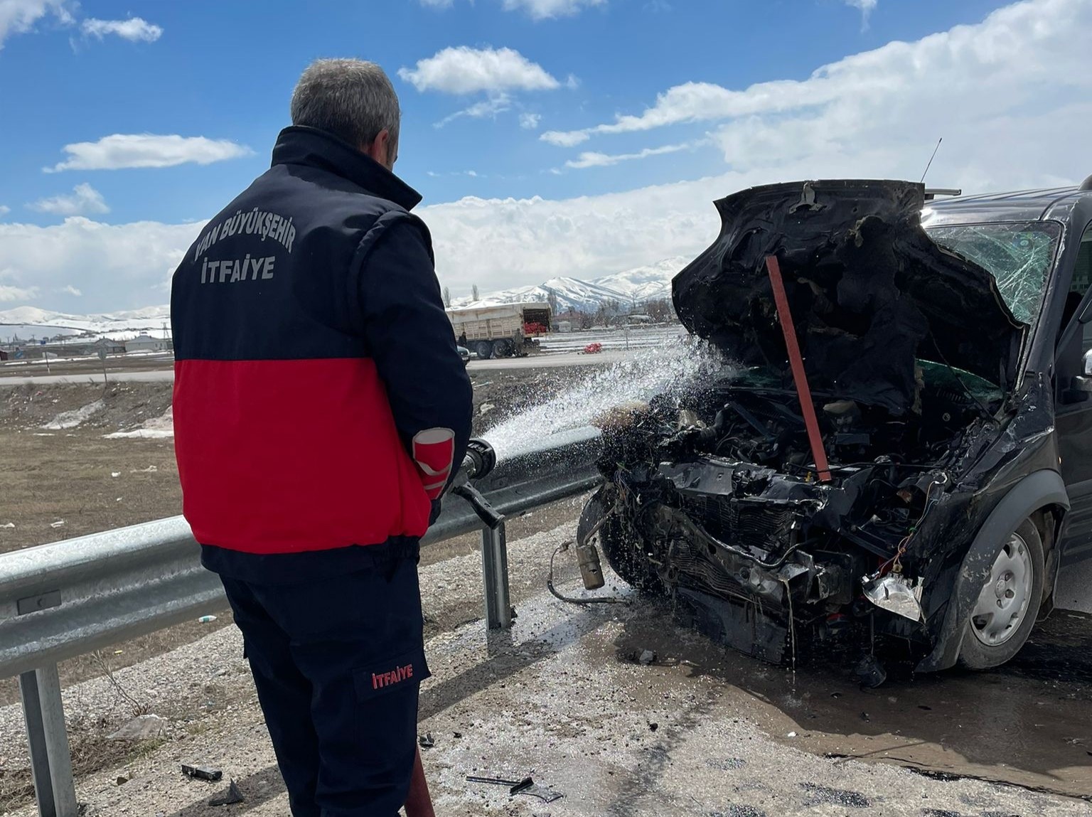 Van&rsquo;da trafik kazası: 2 yaralı
