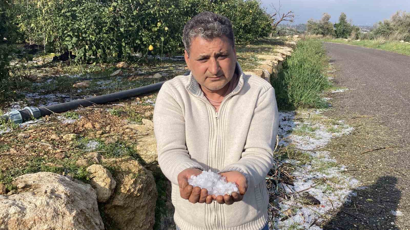 Mersin’de misket büyüklüğünde dolu etkili oldu: Orman ve bahçeler beyaza büründü