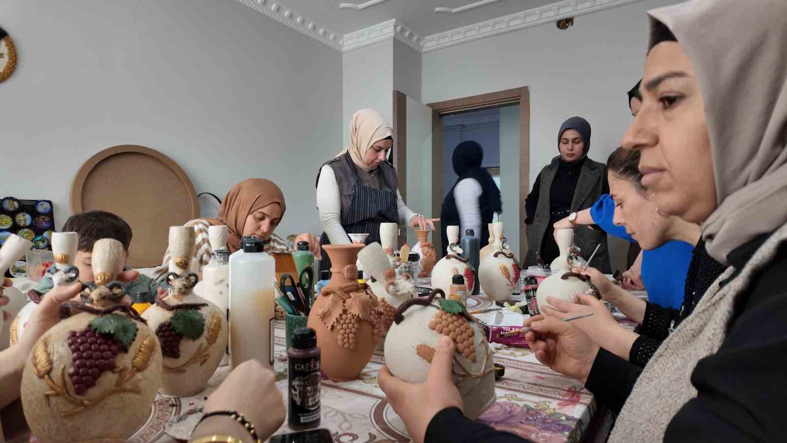 Şırnak&rsquo;ta &uuml;retilen testiler d&uuml;nyanın d&ouml;rt bir yanına g&ouml;nderiliyor
