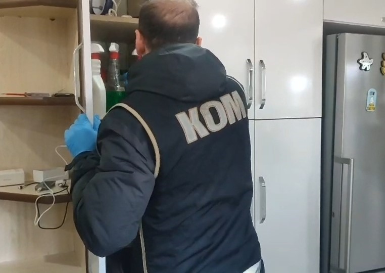 Batman&rsquo;da tefecilik operasyonu: 8 ş&uuml;pheli g&ouml;zaltına alındı
