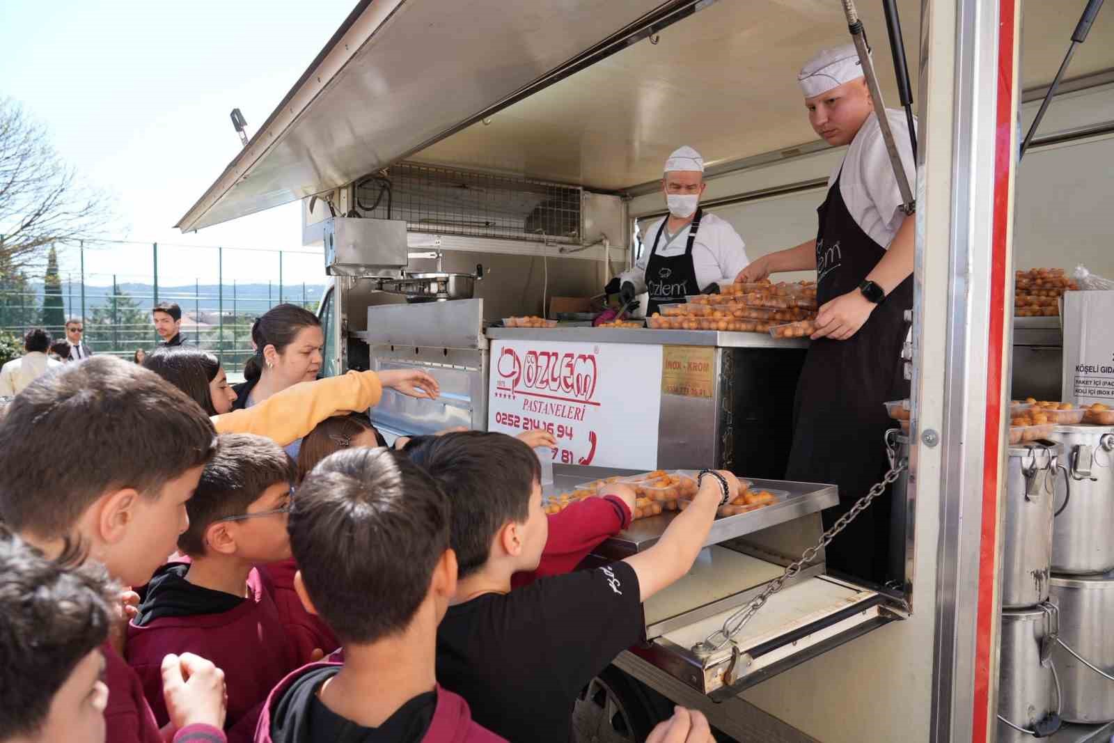Şehit Jandarma Yarbay Alim Yılmaz, şehadetinin yıl dönümünde dualarla anıldı