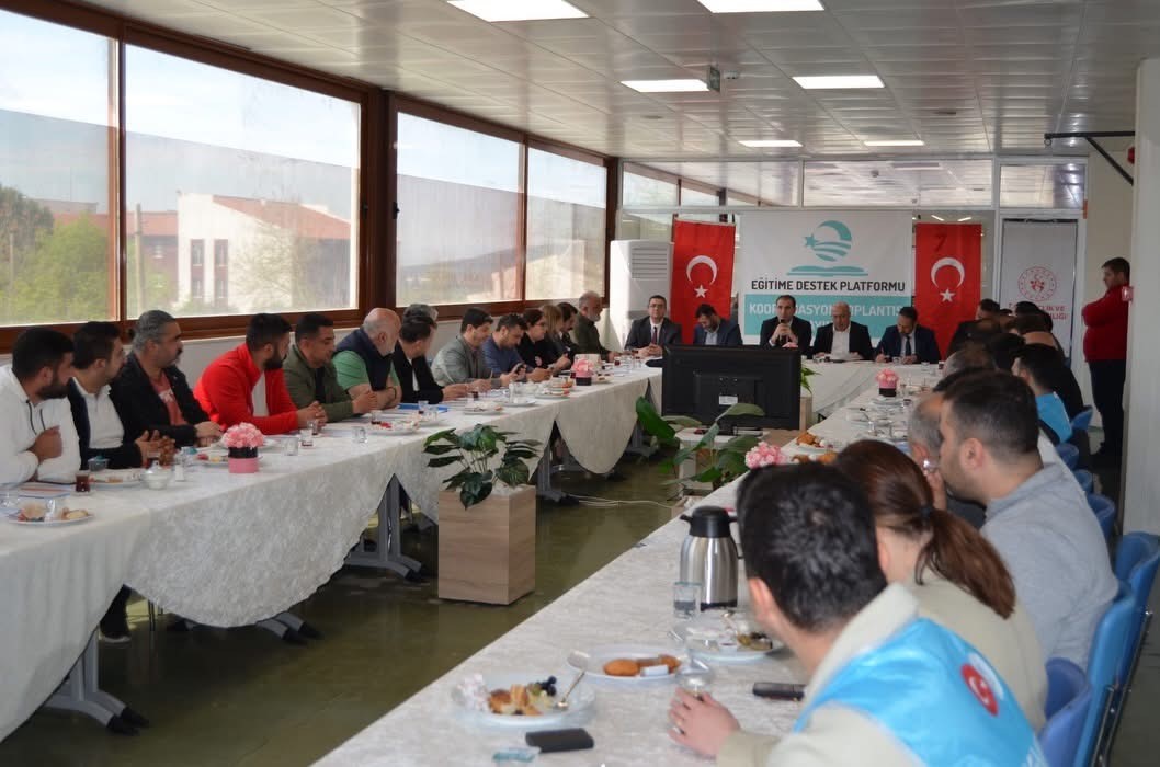 Bayındır&rsquo;da eğitim i&ccedil;in ortak adım
