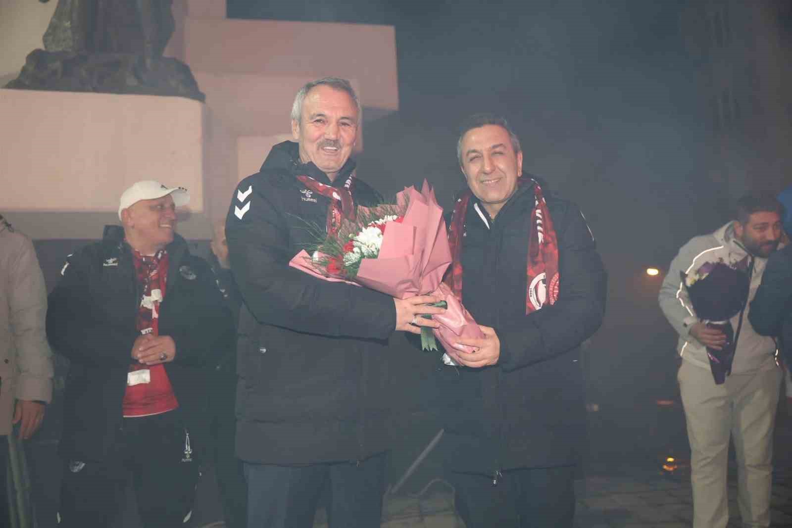 Sungurlu&rsquo;da şampiyonluk sevinci meydana taştı
