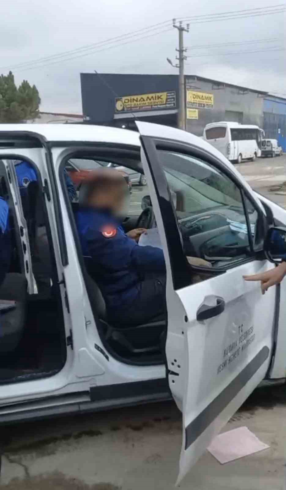 K&uuml;tahya&rsquo;da zabıta ile esnaf arasında tartışma
