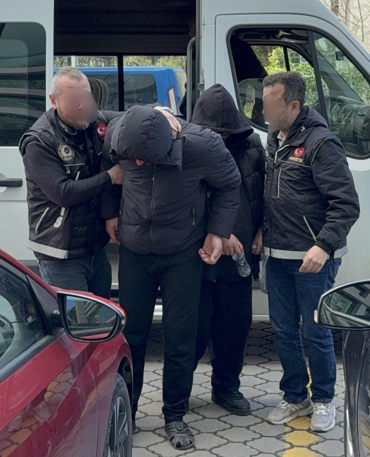 Samsun&rsquo;da narkotikten peş peşe operasyon: 8 g&ouml;zaltı
