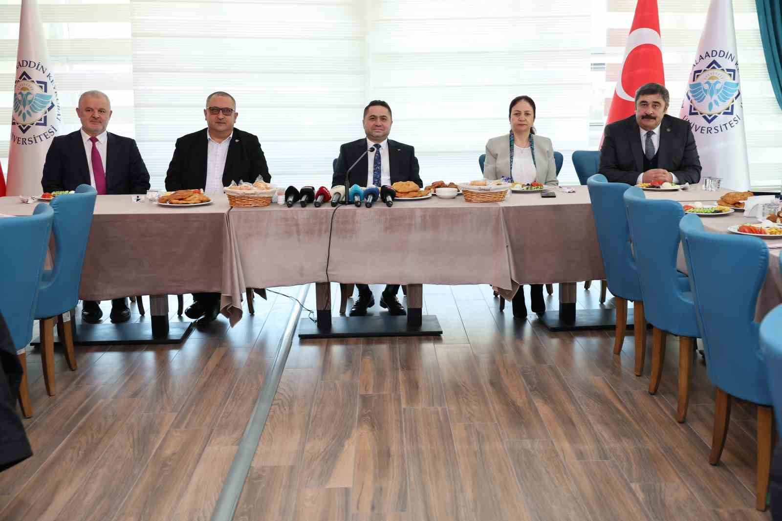 ALK&Uuml;&rsquo;de Alanya&rsquo;nın geleceğine y&ouml;n verecek yol haritası başlıyor
