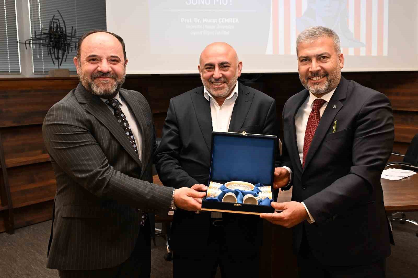 K&uuml;resel sistem Anadolu &Uuml;niversitesi&rsquo;nde masaya yatırıldı
