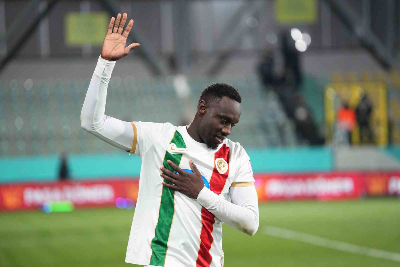 Trendyol 1. Lig: Esenler Erokspor: 1 - Amed Sportif Faaliyetler: 1
