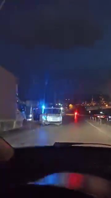 Babası kızmasın diye uygulamadan kaçtı, polisin üzerine araç süren genç kovalamacayla yakalandı