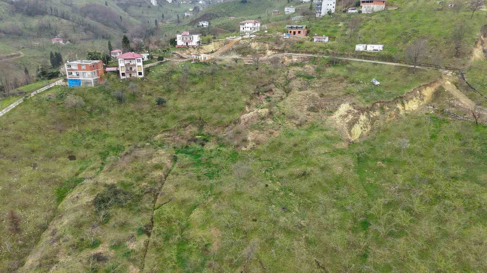 Kayan mahalleye konteyner desteği
