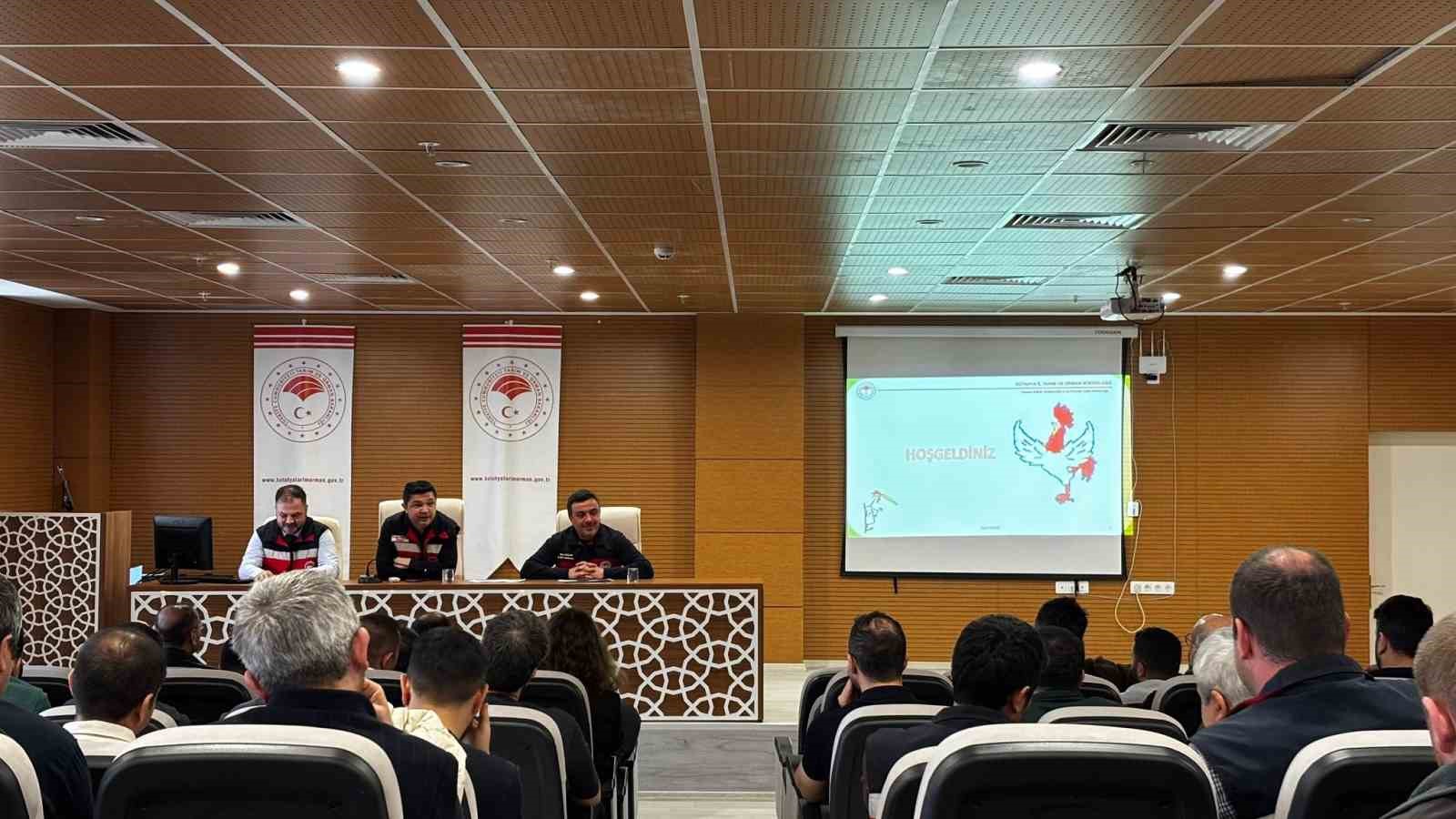 Kütahya’da veteriner hekimlere hizmet içi eğitim düzenlendi