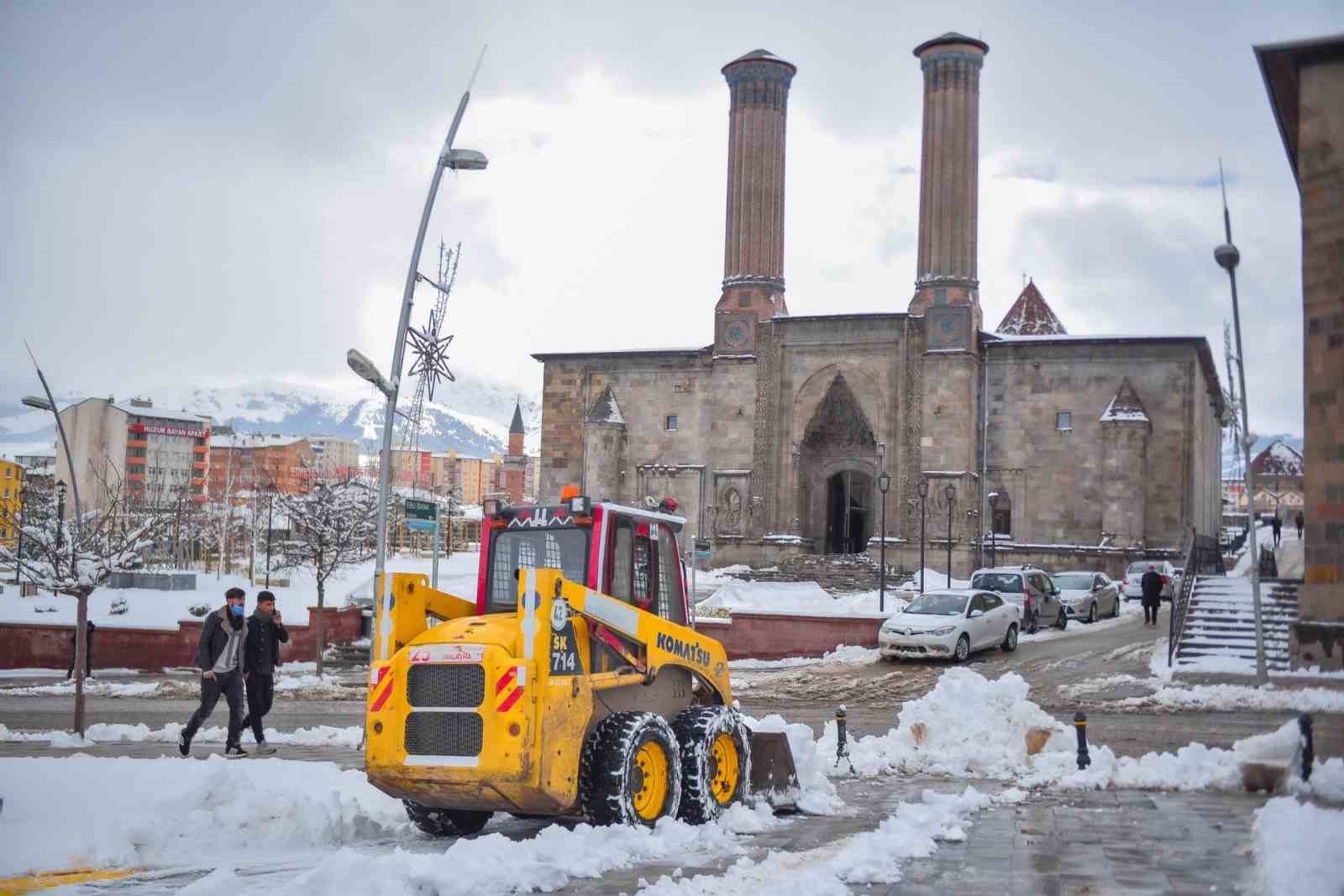 Meteorolojinden Doğu için kar yağışı uyarısı