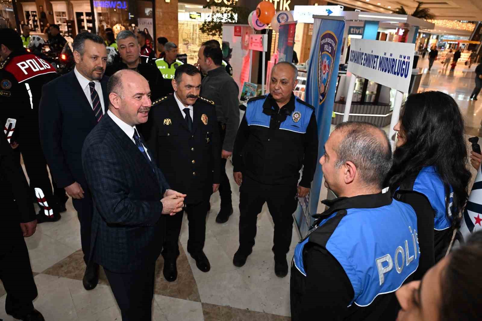 Osmaniye&rsquo;de Polis Haftası&rsquo;nda emniyetten bilgilendirme standı
