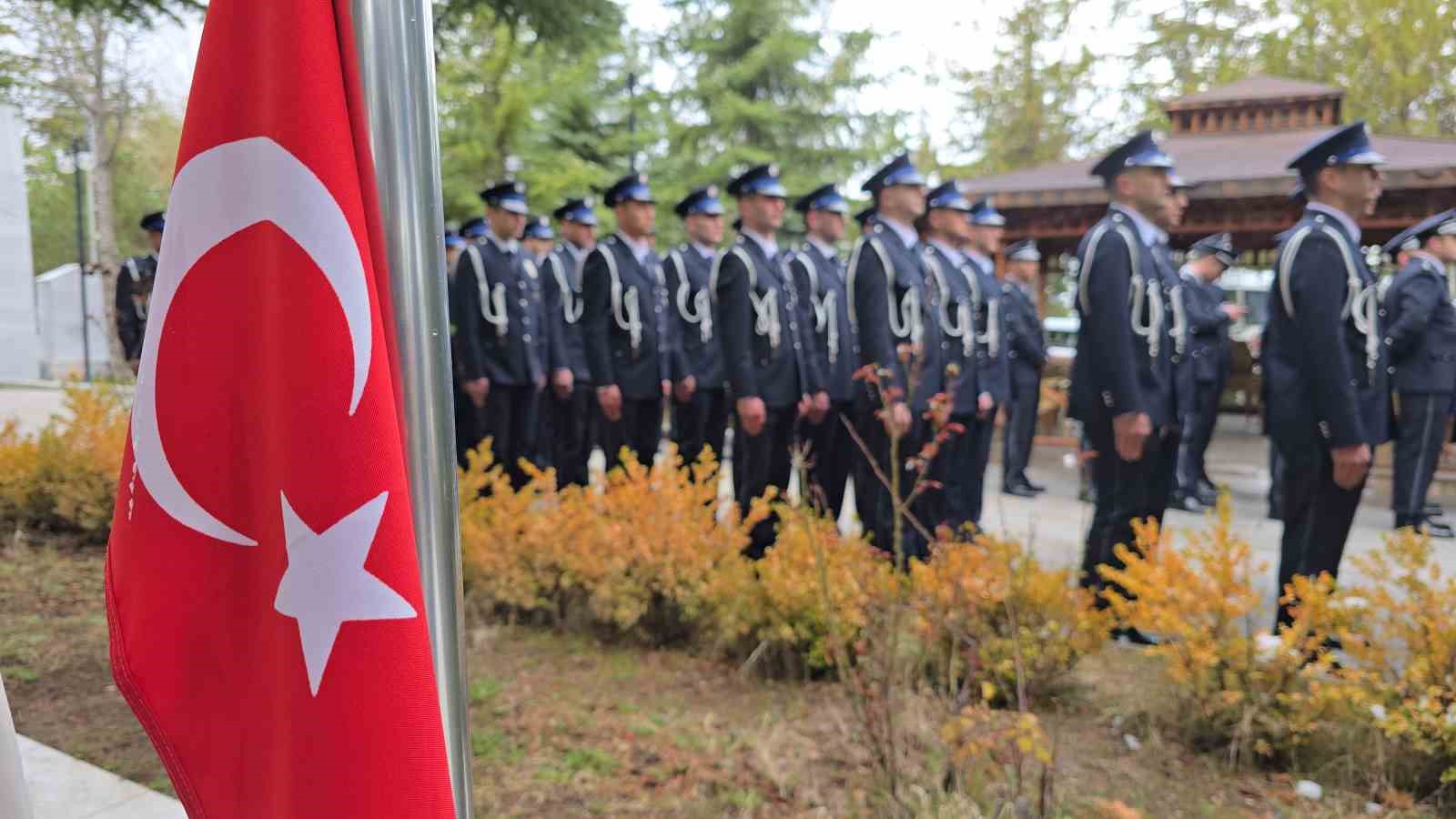 Yozgat Şehitliği&rsquo;nde T&uuml;rk Polis Teşkilatı kuruluş yıl d&ouml;n&uuml;m&uuml; duygusal anlarla kutlandı

