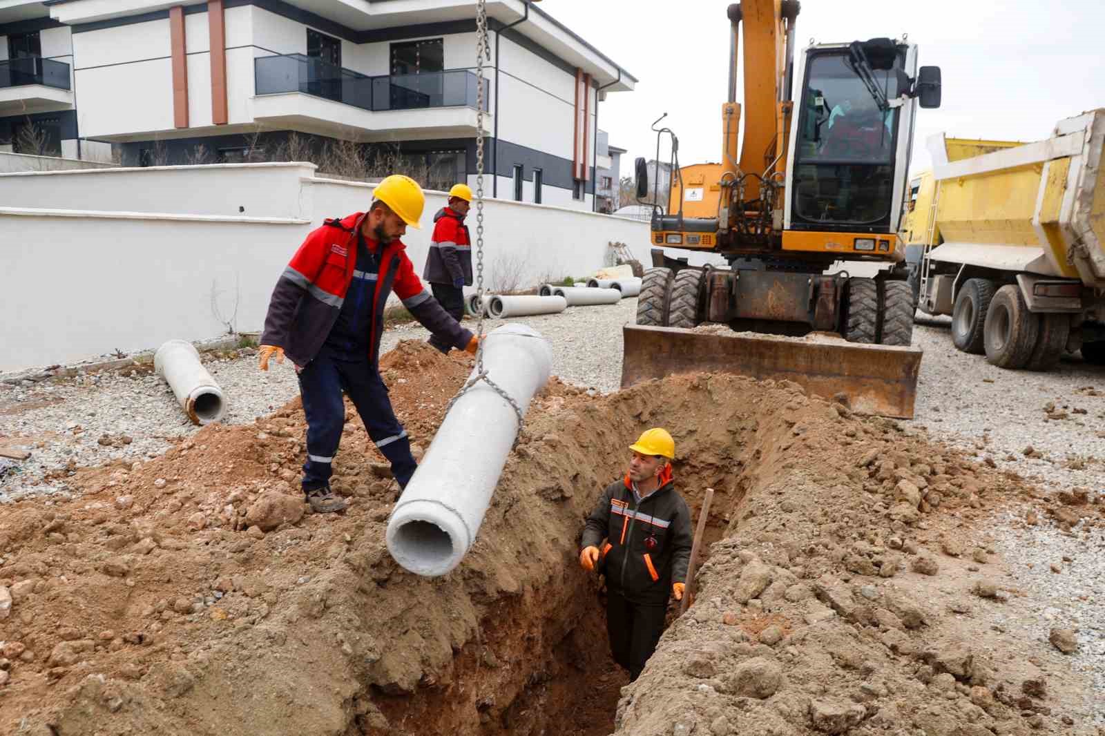 Uşak&rsquo;ta i&ccedil;me suyu altyapısını g&uuml;&ccedil;lendiriliyor
