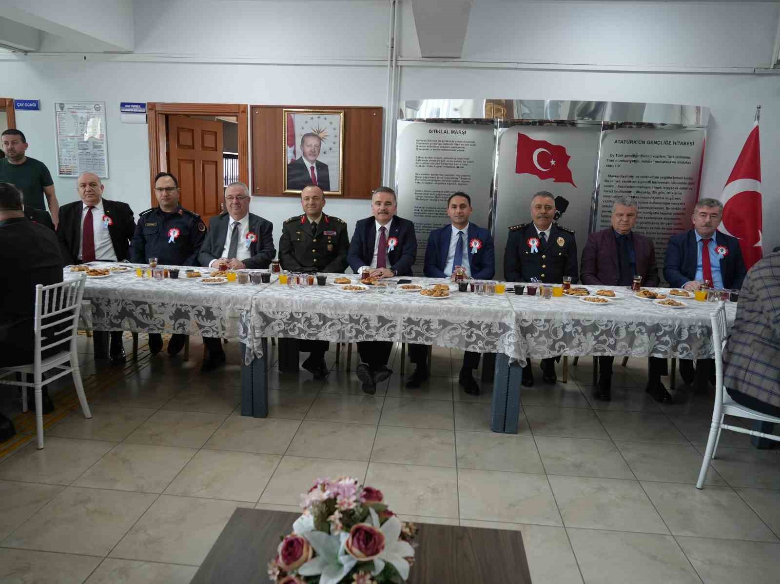 Edremit&rsquo;te T&uuml;rk Polis Teşkilatı&rsquo;nın 181. yılı kutlandı
