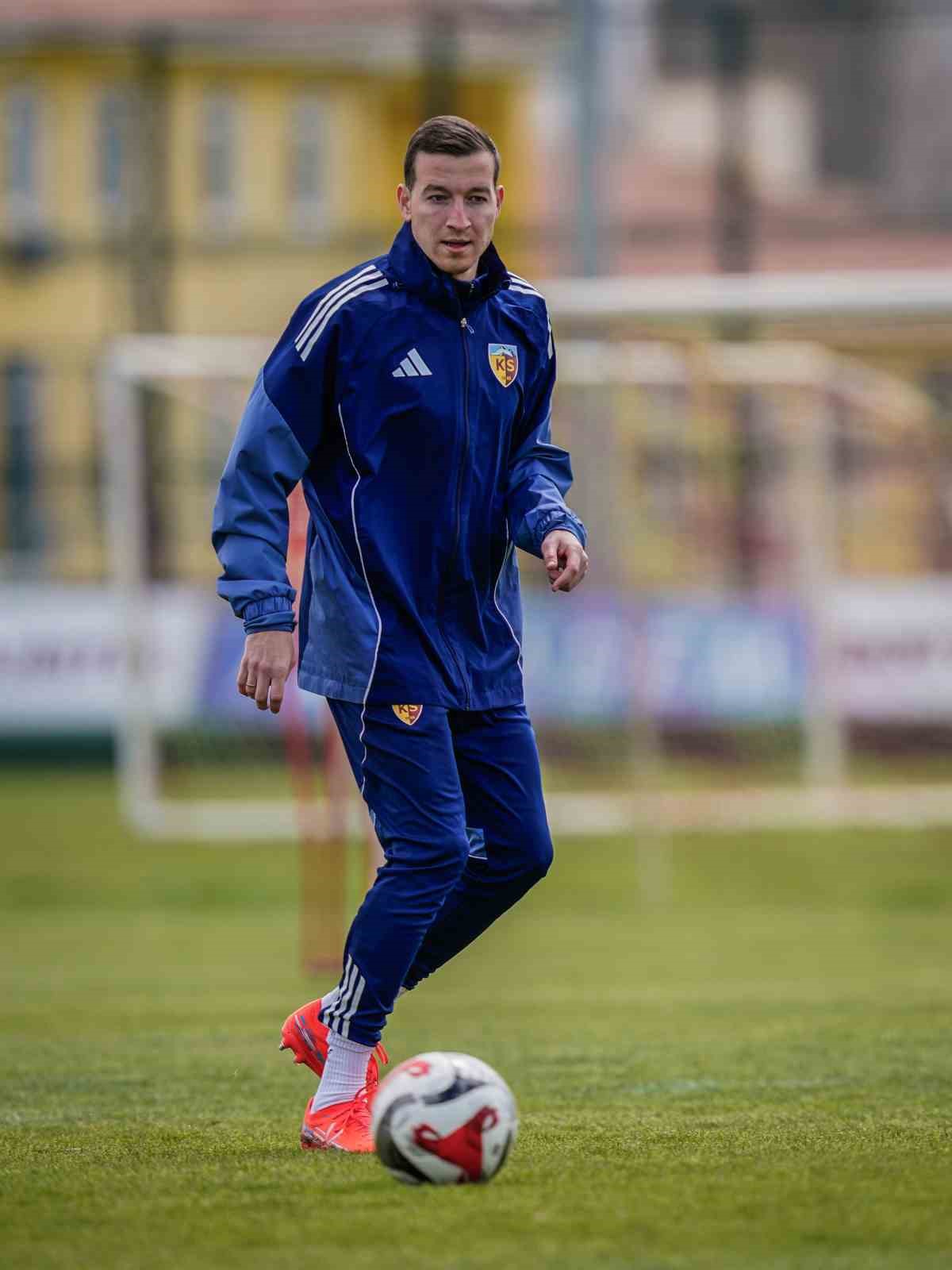 Kayserispor, Fenerbah&ccedil;e ma&ccedil;ı hazırlıklarını tamamladı
