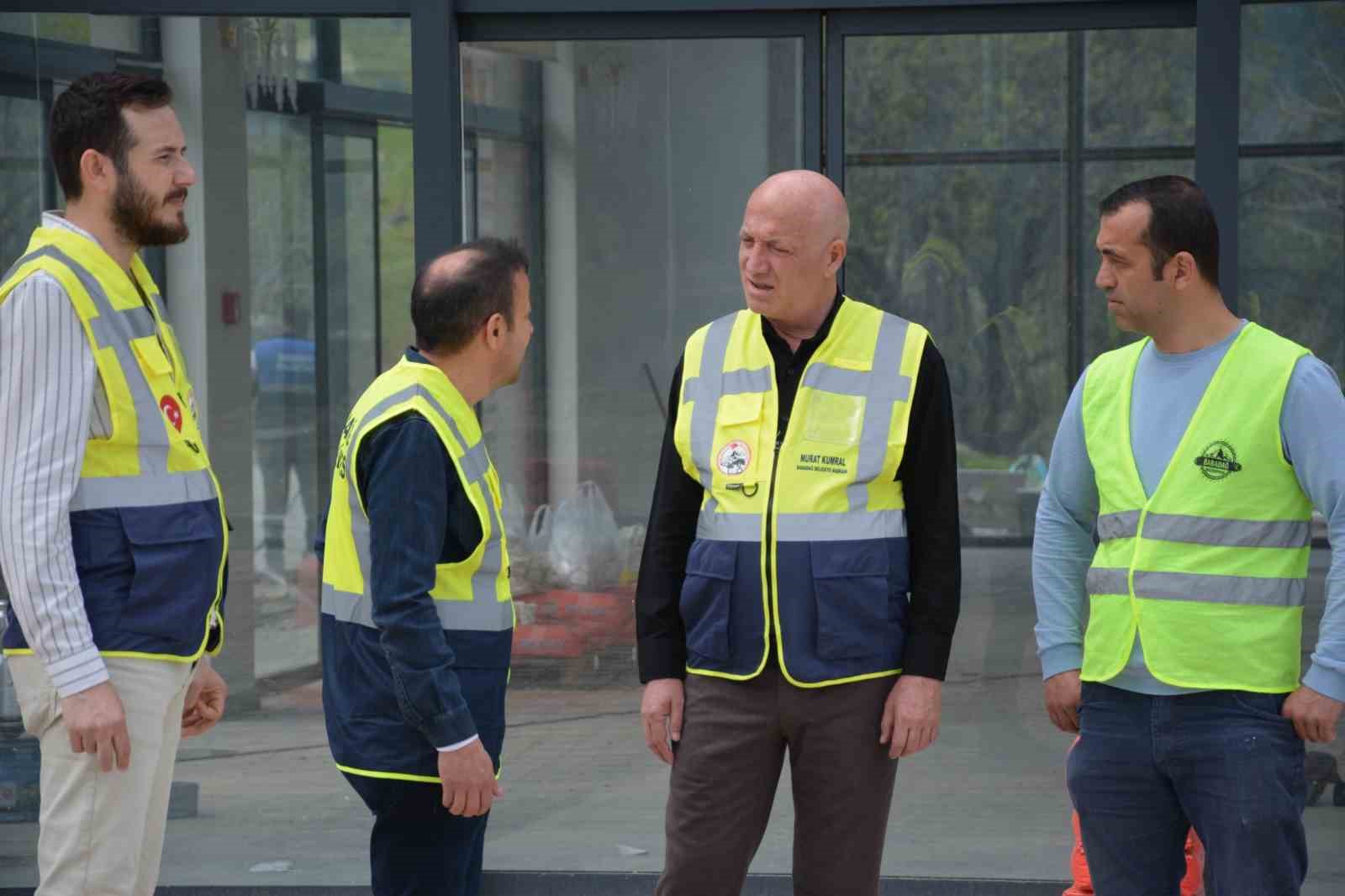 Başkan Kumral yeni sosyal tesis &ccedil;alışmalarını yerinde inceledi
