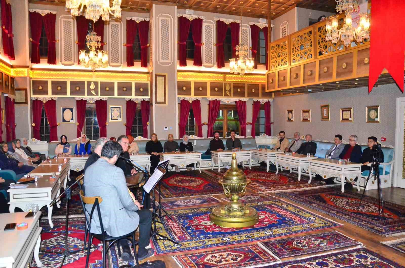 Mevlana’nın sessizliği Manisa’da yankılandı