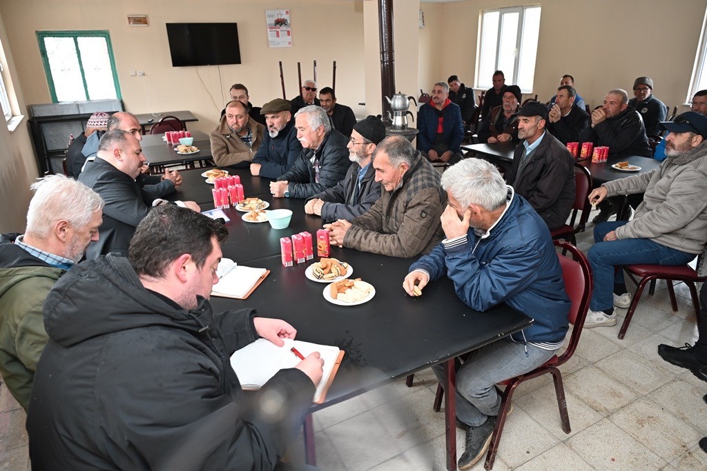 İn&ouml;n&uuml;&rsquo;de mahalle sakinlerinin talepleri yerine getiriliyor
