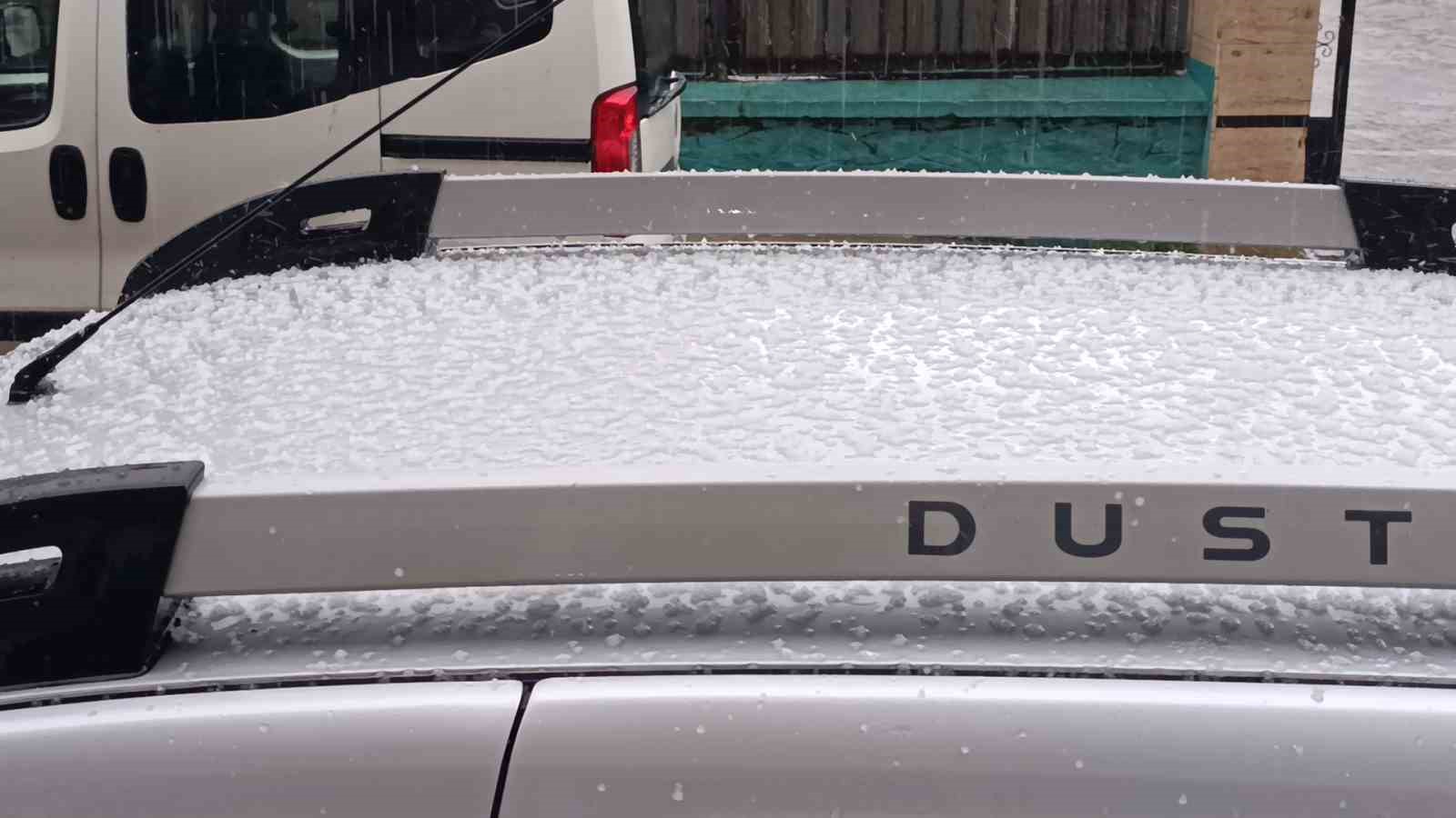 Tekirdağ&rsquo;da dolu etkili oldu
