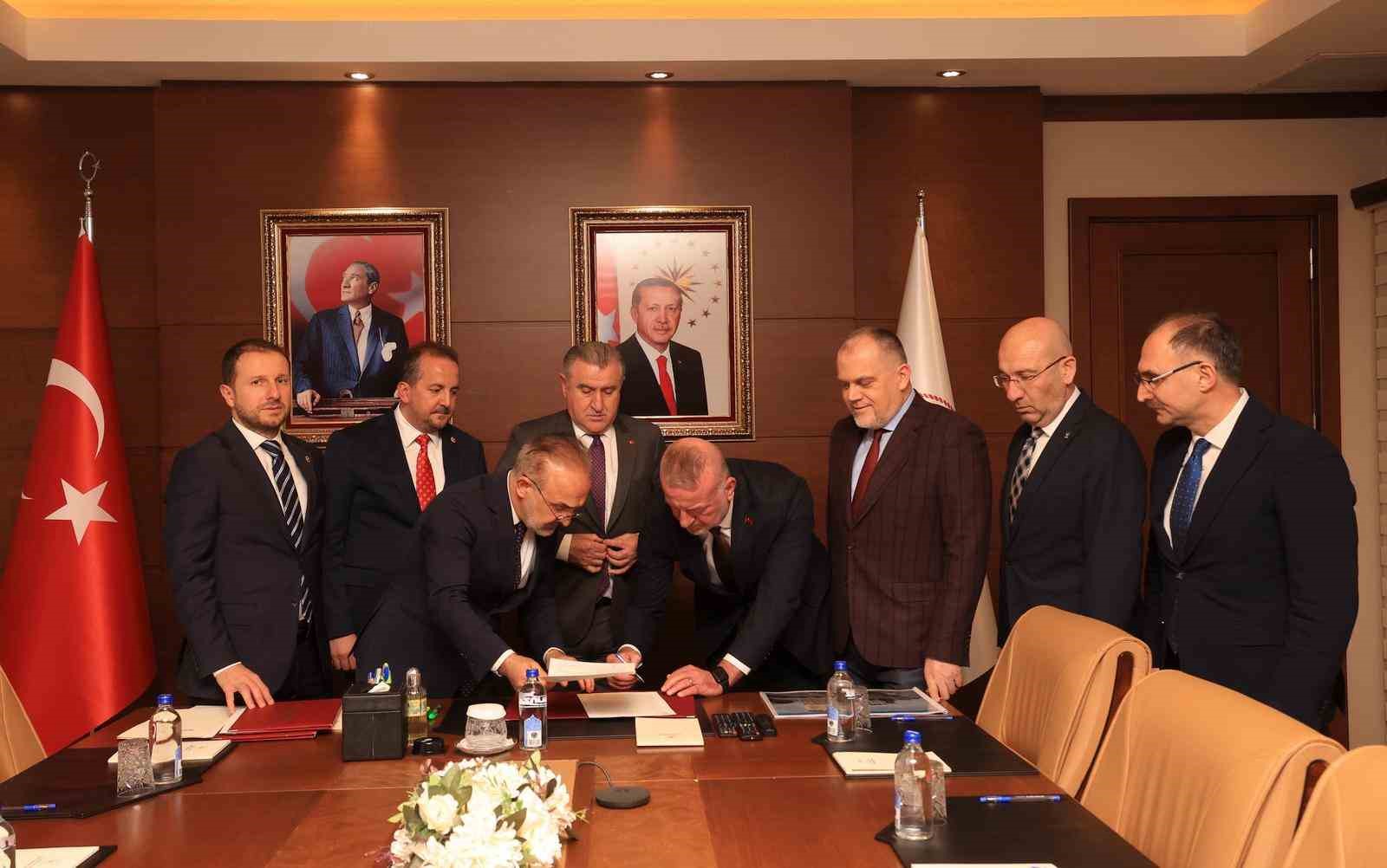 Karacabey&rsquo;e 100 milyonluk spor yatırımı
