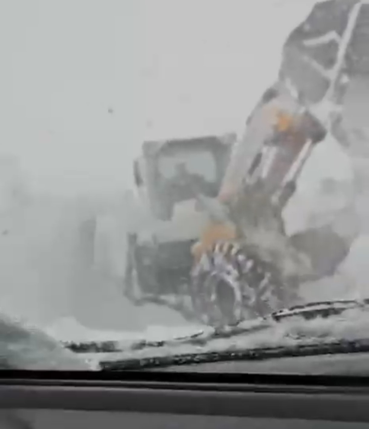 Muş&rsquo;ta 20 k&ouml;y yolu kapandı
