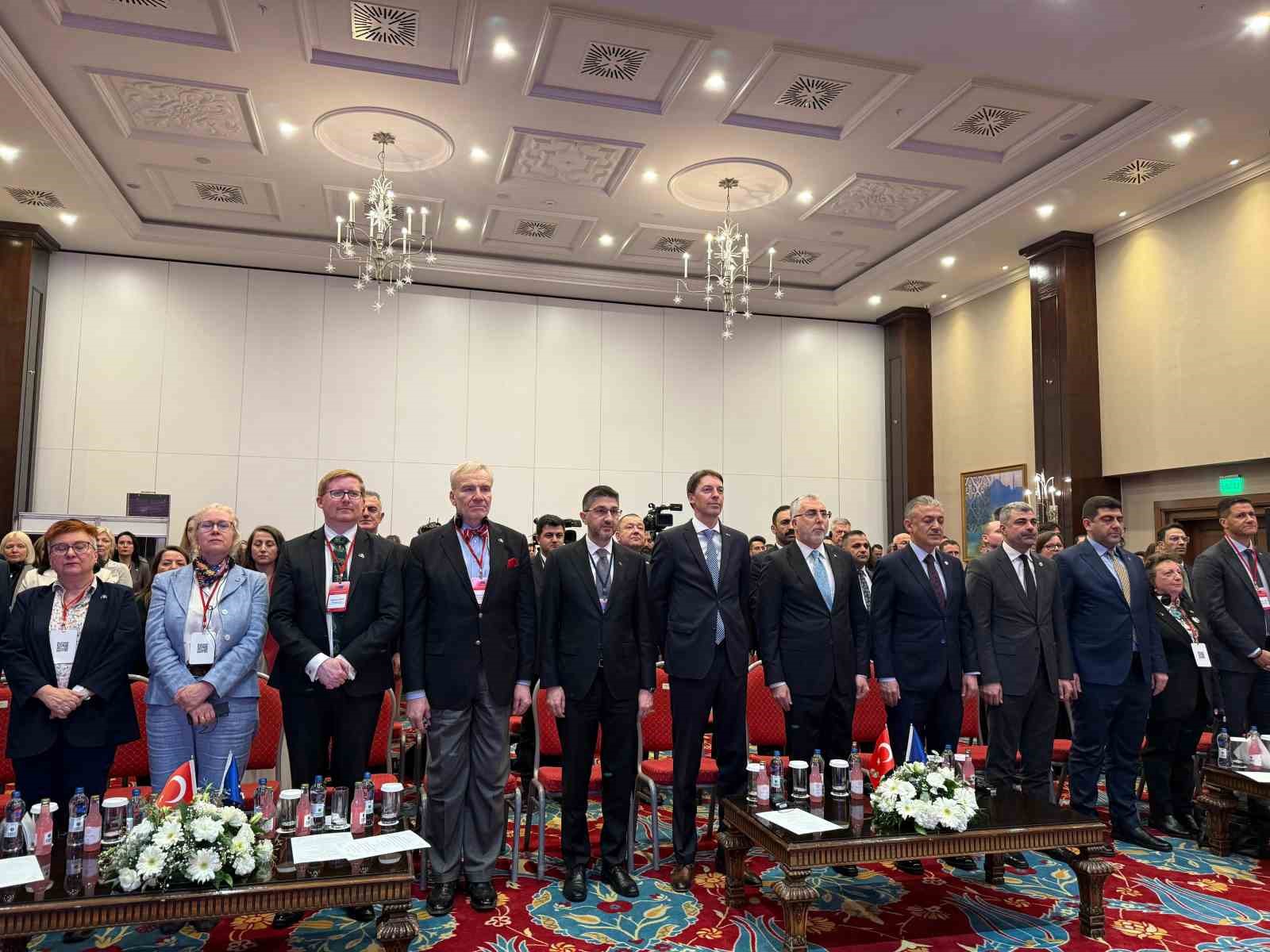 Bakan Işıkhan: "1 milyar euroluk finansmanla 75 ilde bin 200 proje uygulandı"
