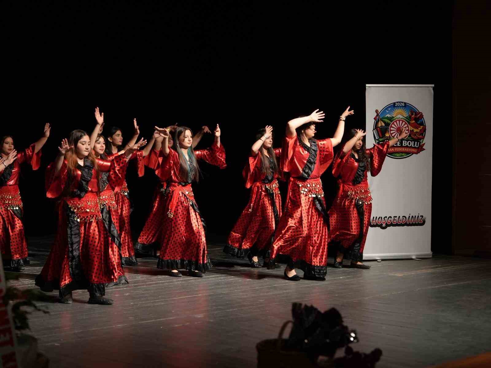 D&uuml;zce&rsquo;de D&uuml;nya Romanlar G&uuml;n&uuml; coşkuyla kutlandı
