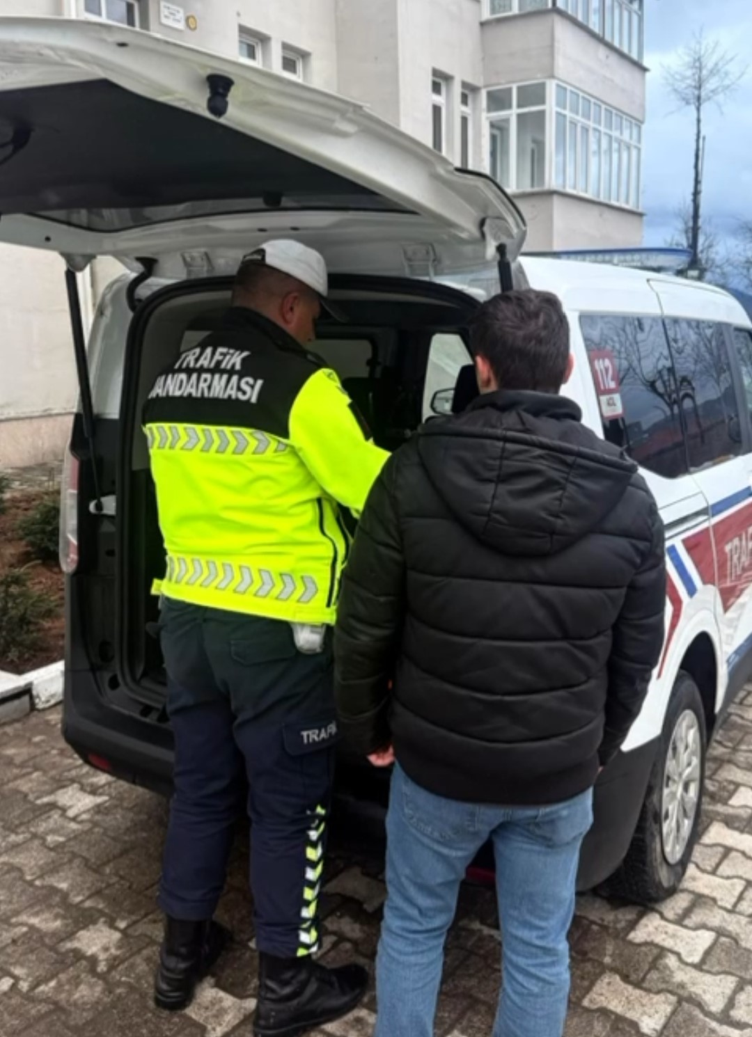 Ordu’da tehlikeli motosiklet kullanan sürücüye 72 bin lira ceza