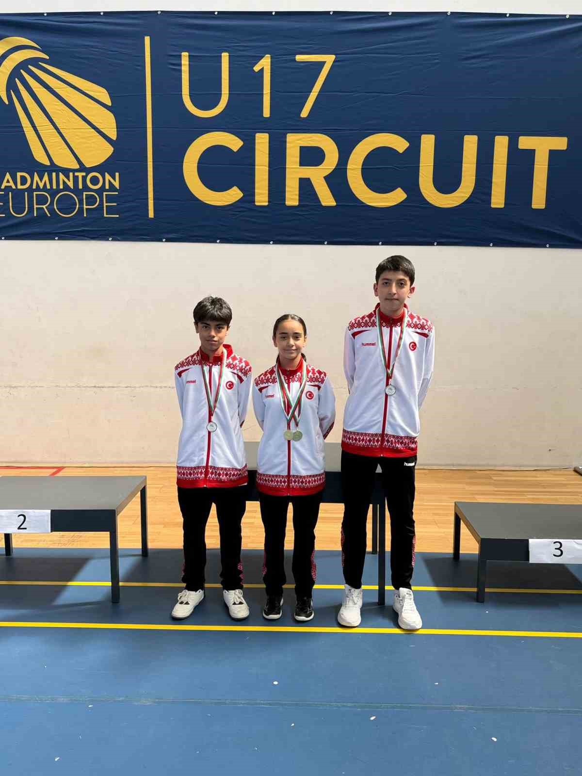 Kayserili raketler Bulgaristan’da madalyaları topladı