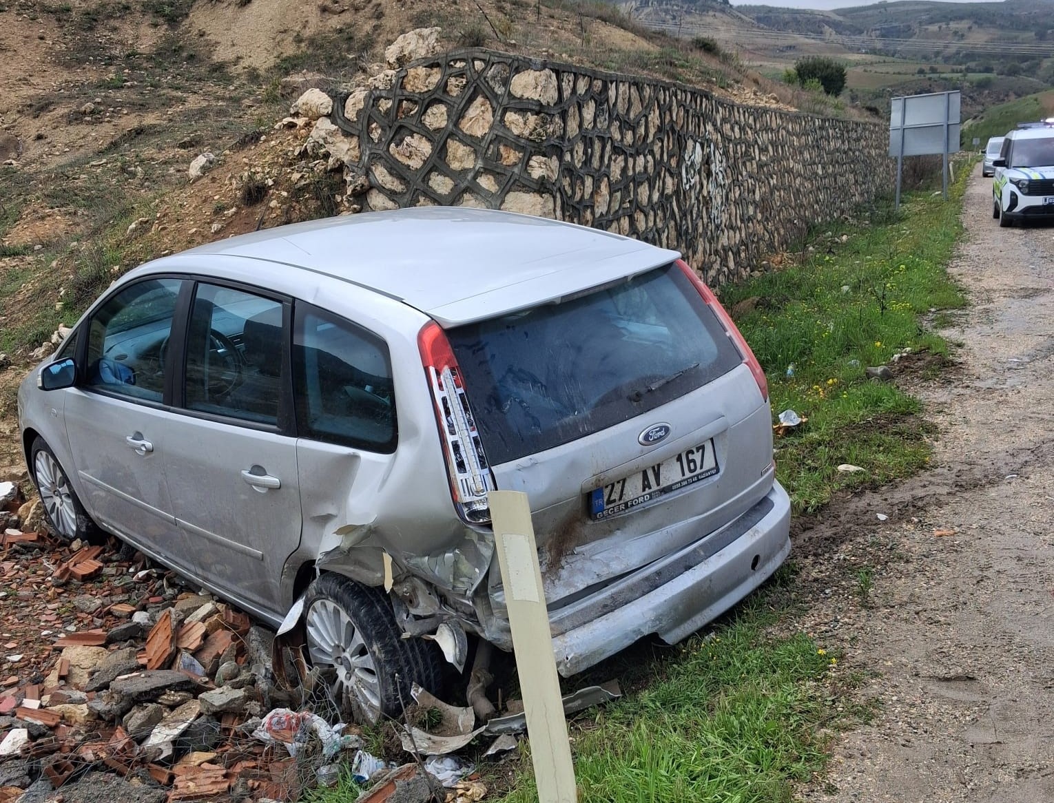 İki otomobilin çarpıştığı kazada: 1 kişi yaralandı