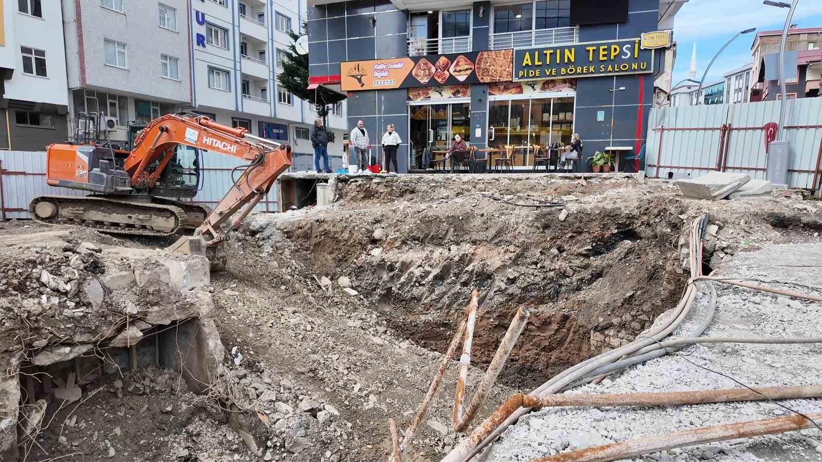 K&ouml;pr&uuml;n&uuml;n kitabesi &ccedil;ıktı, sırrı &ccedil;&ouml;z&uuml;ld&uuml;
