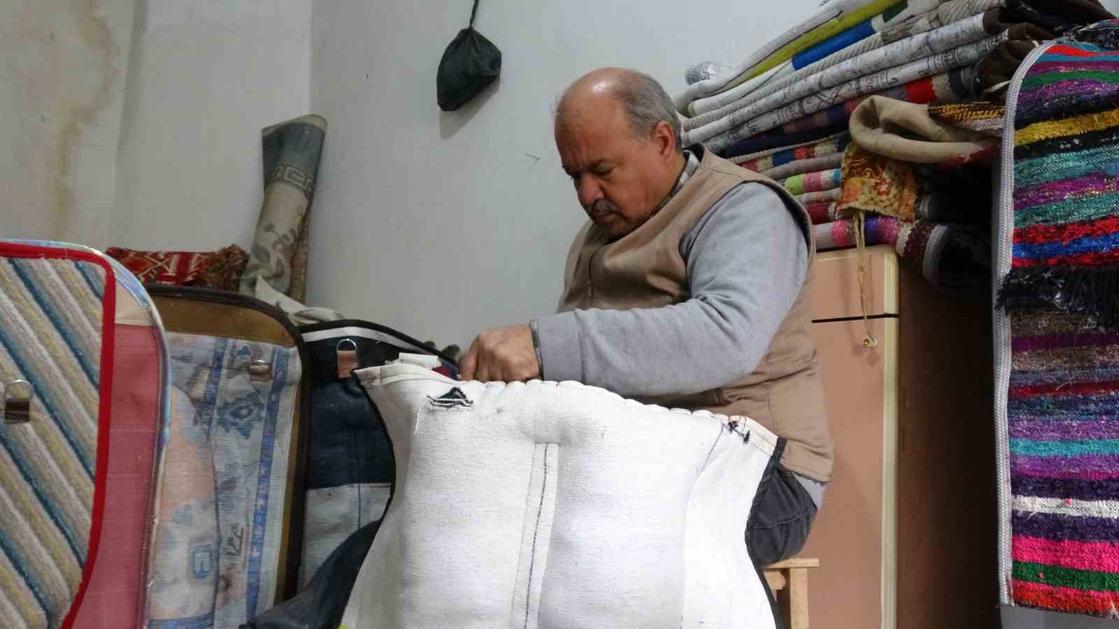 Gaziantep’te 45 yıllık semerci ustası mesleğini yaşatmaya çalışıyor