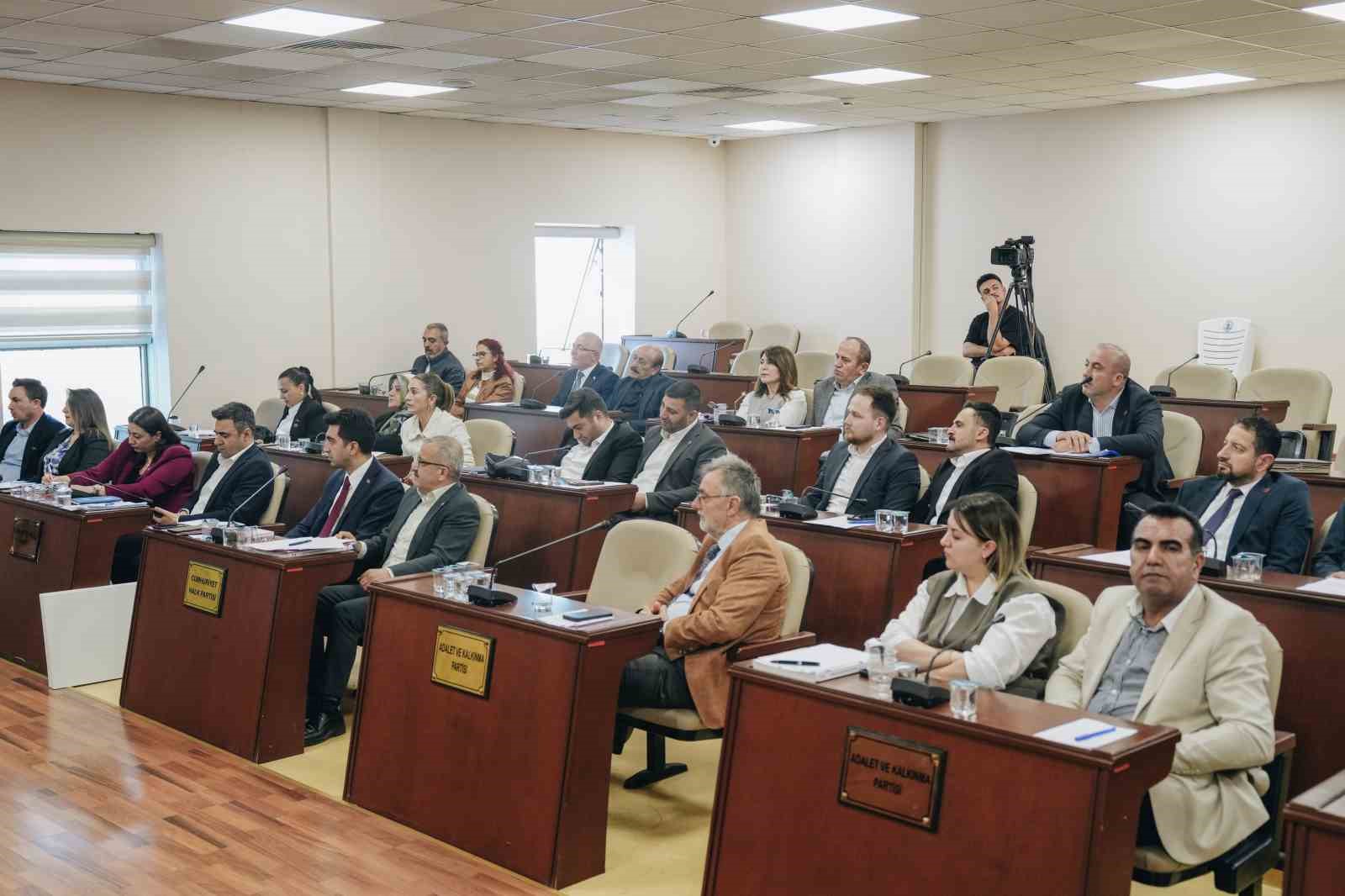 Tuzla Belediyesi 2025 yılı faaliyet raporu oy &ccedil;okluğuyla kabul edildi
