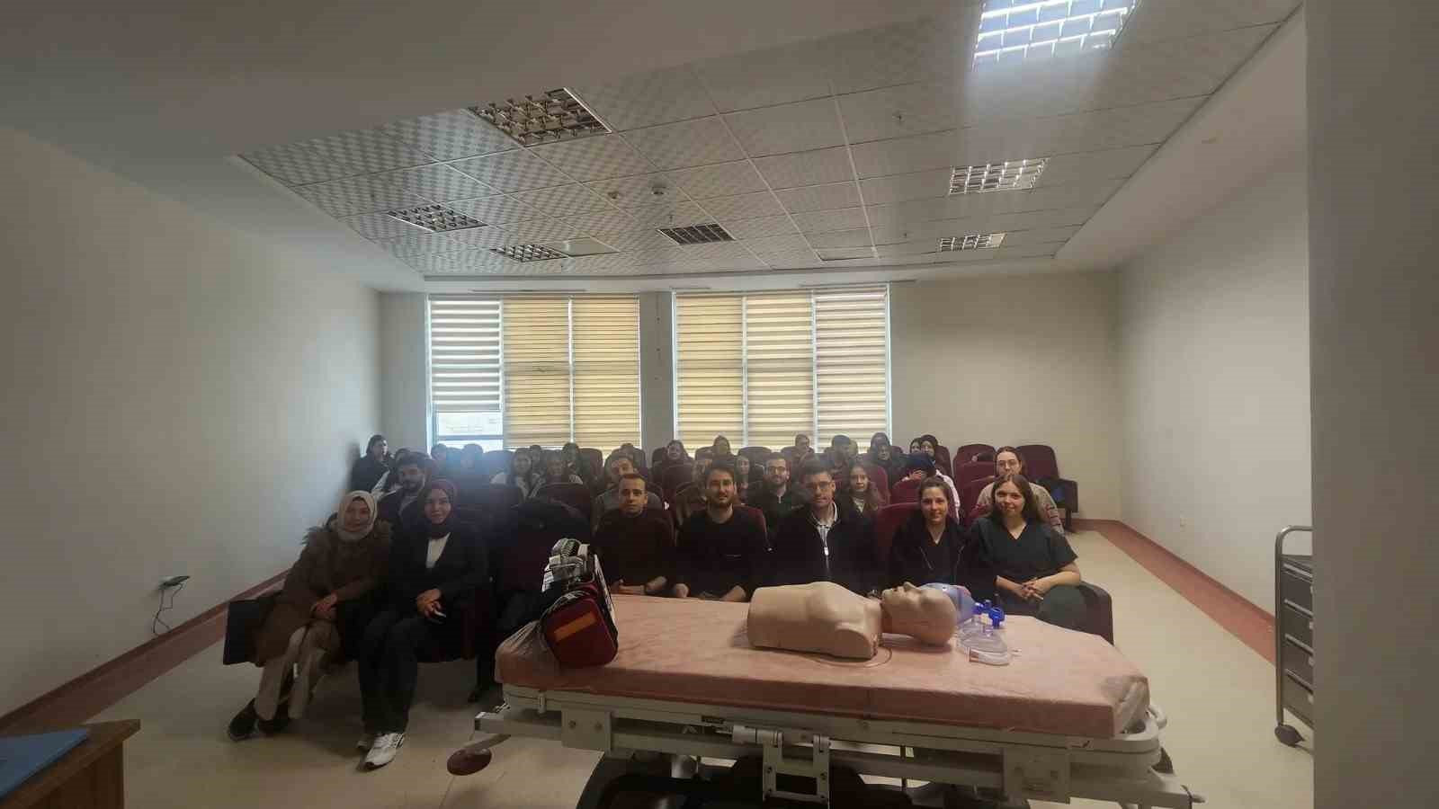 Sinop&rsquo;ta sağlık&ccedil;ılara "ileri yaşam desteği" eğitimi
