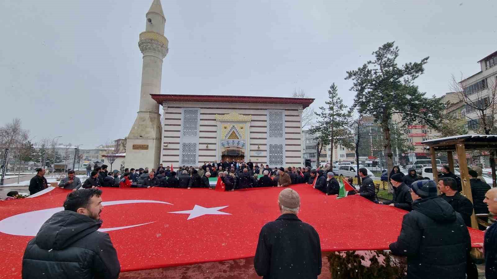 Bayburt’ta İsrail’in Filistin’e yönelik uygulamaları protesto edildi