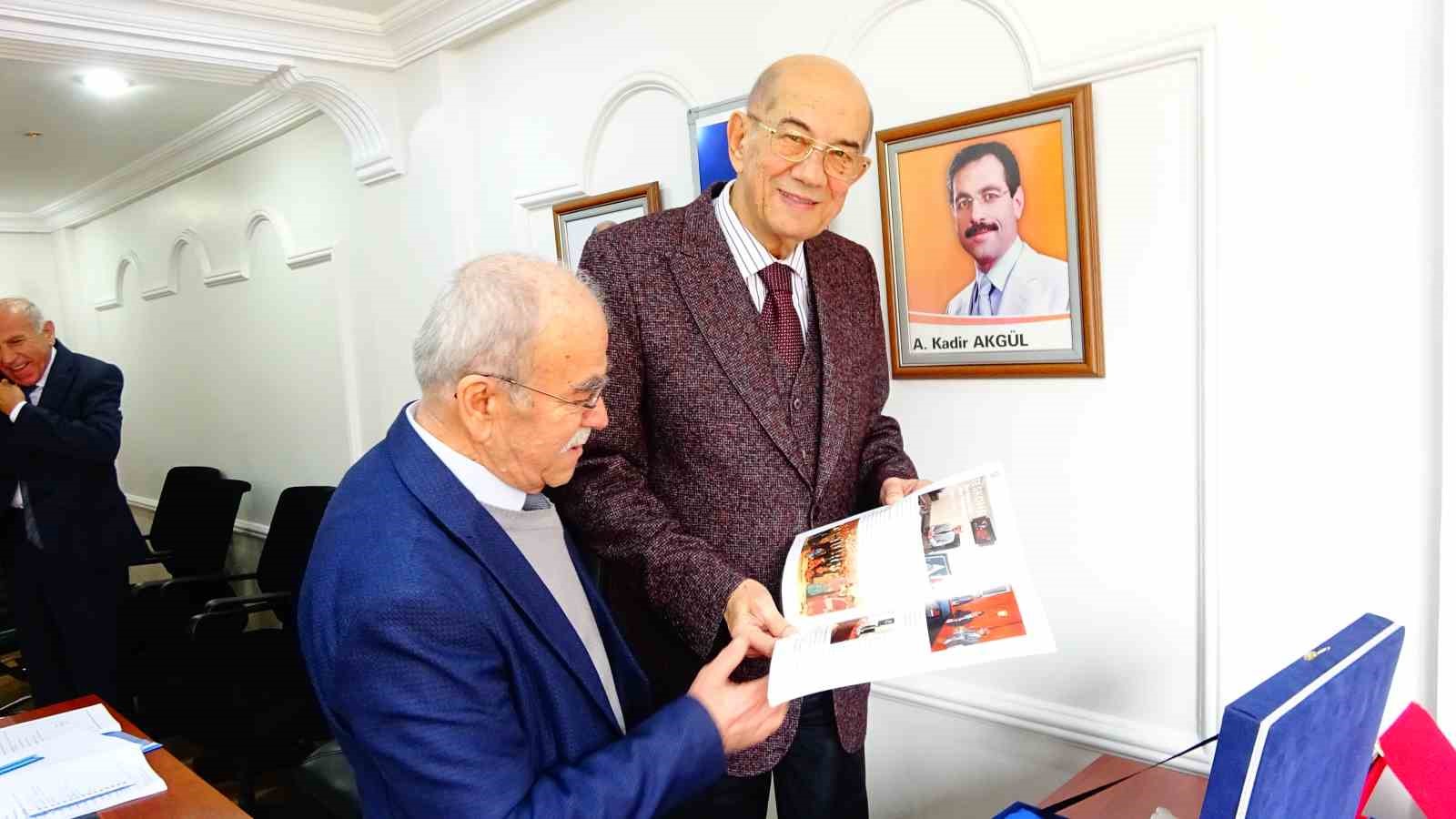 Esnafın kredi talepleri Tavşanlı&rsquo;daki b&ouml;lge toplantısında masaya yatırıldı
