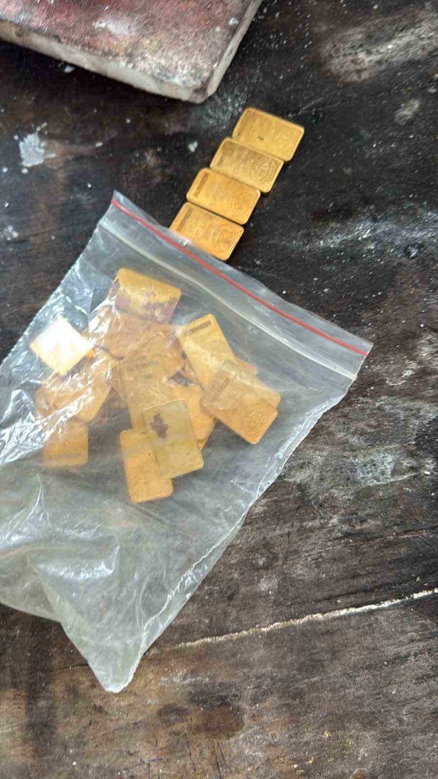 Fatih&rsquo;te sahte altın imalatına operasyon: 1  kişi yakalandı
