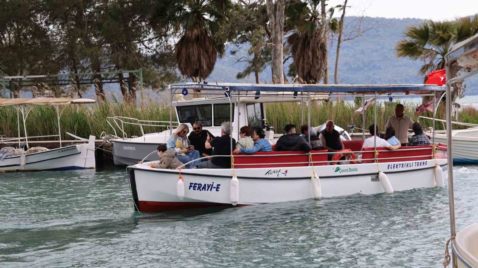 Muğla&rsquo;da deniz sezonu erken a&ccedil;ıldı
