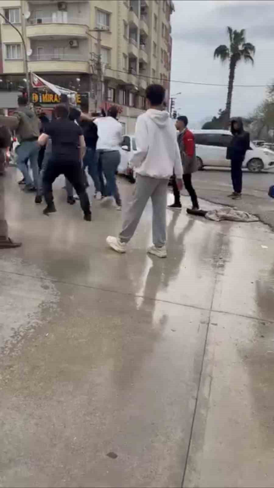 Mardinde iki grup arasında kavgada: 1 yaralı